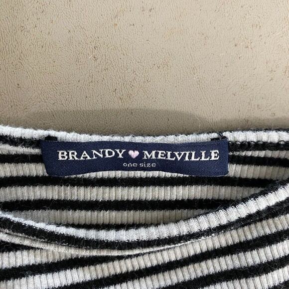 Brandy Melville Top Women One Size Black White Striped Tank Spaghetti Strap Crop - Picture 2 of 10